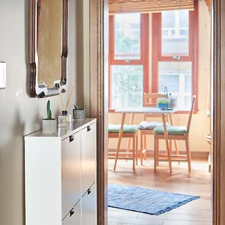 Appartamento Wooden At The Heart Of Besiktas, Full Flat Provincia di Istanbul